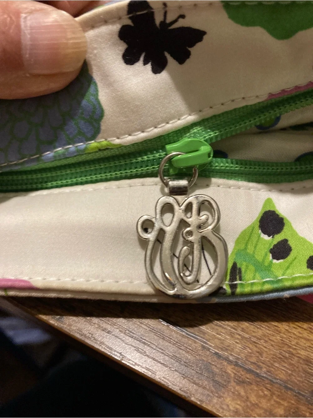 Vintage Vera Bradley white floral purse